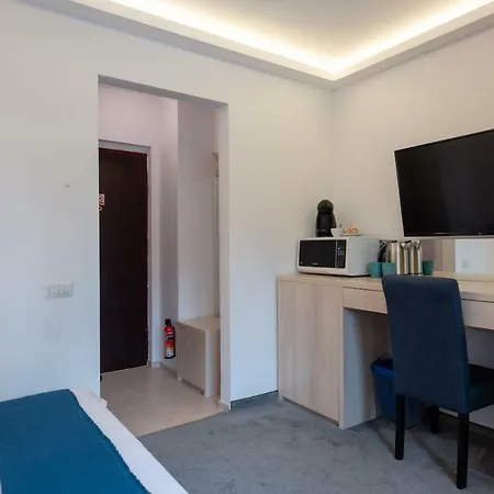 Mbm Studio Piata Romana Square בוקרשט