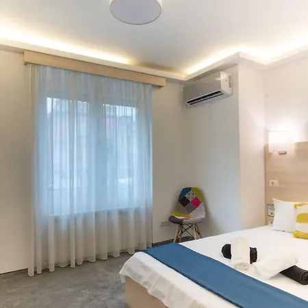 Mbm Studio Piata Romana Square Bucharest