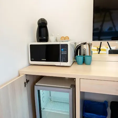 Mbm Studio Piata Romana Square Apartment Bucharest